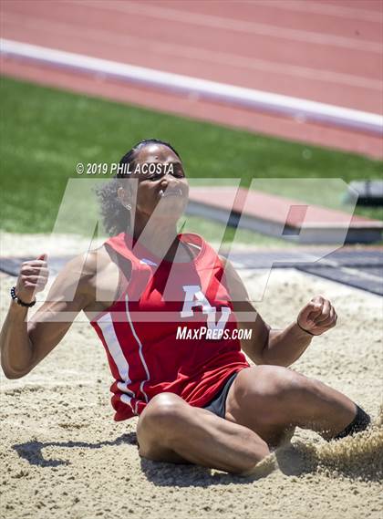 Thumbnail 2 in SS CIF Track & Field Final (Field Events) photogallery.