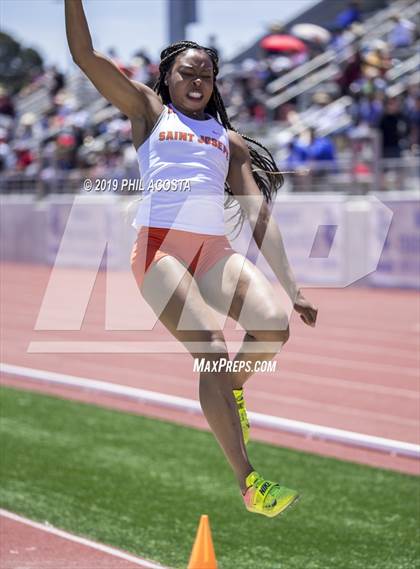 Thumbnail 2 in SS CIF Track & Field Final (Field Events) photogallery.