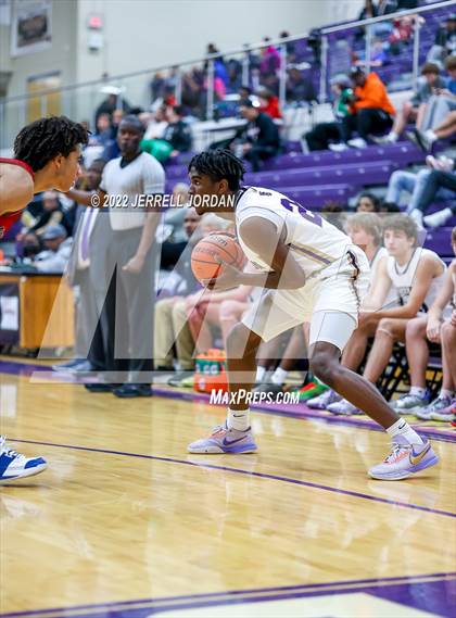 Thumbnail 3 in Broughton vs Centennial (John Wall Holiday Invitational) photogallery.