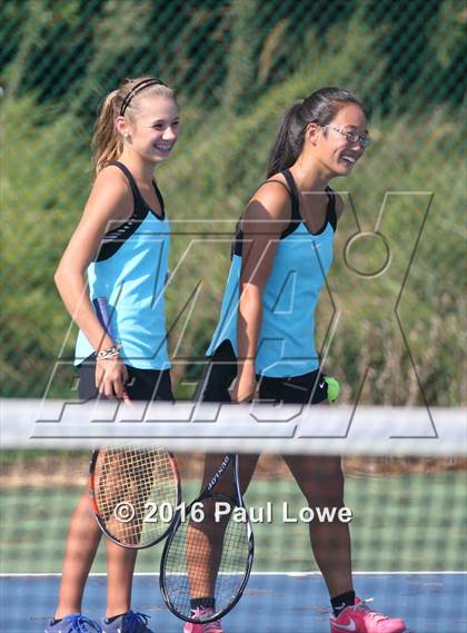 Thumbnail 3 in Apex @ Panther Creek photogallery.