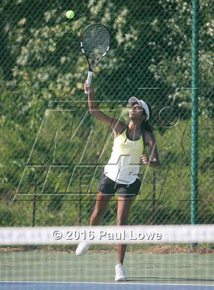 Thumbnail 1 in Apex @ Panther Creek photogallery.