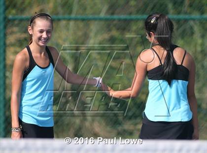 Thumbnail 1 in Apex @ Panther Creek photogallery.