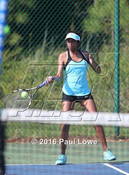 Thumbnail 1 in Apex @ Panther Creek photogallery.