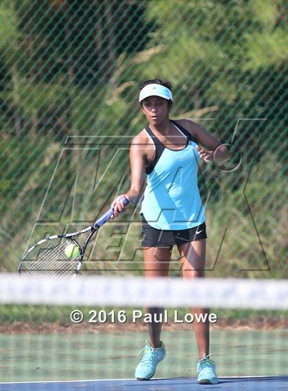 Thumbnail 2 in Apex @ Panther Creek photogallery.