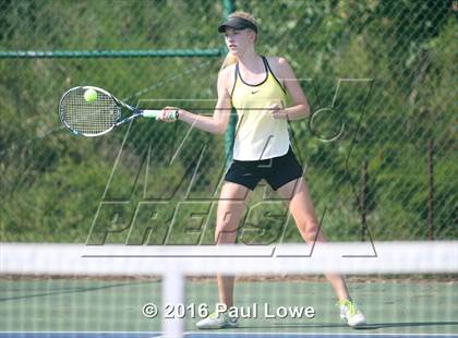 Thumbnail 1 in Apex @ Panther Creek photogallery.