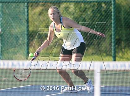 Thumbnail 3 in Apex @ Panther Creek photogallery.