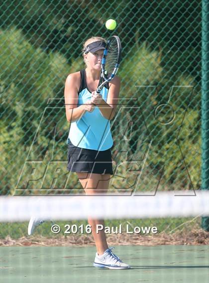 Thumbnail 1 in Apex @ Panther Creek photogallery.