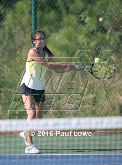Thumbnail 3 in Apex @ Panther Creek photogallery.