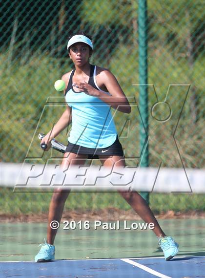 Thumbnail 3 in Apex @ Panther Creek photogallery.