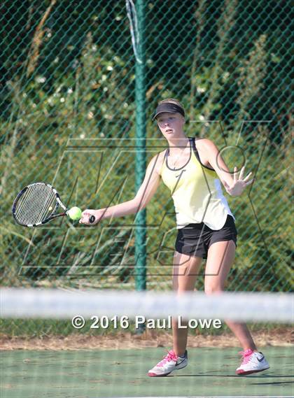 Thumbnail 1 in Apex @ Panther Creek photogallery.