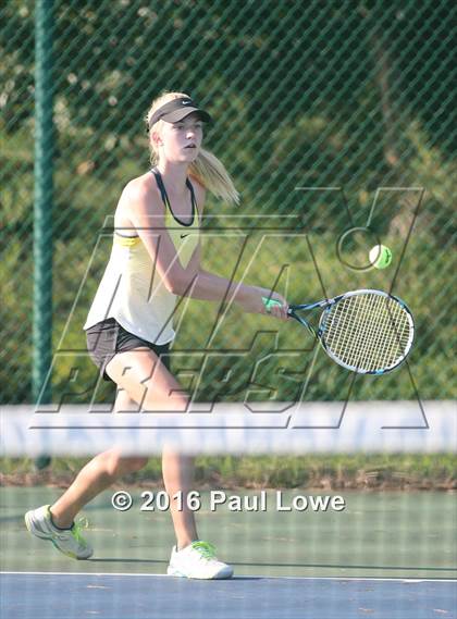 Thumbnail 1 in Apex @ Panther Creek photogallery.