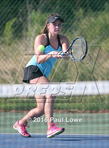 Thumbnail 2 in Apex @ Panther Creek photogallery.