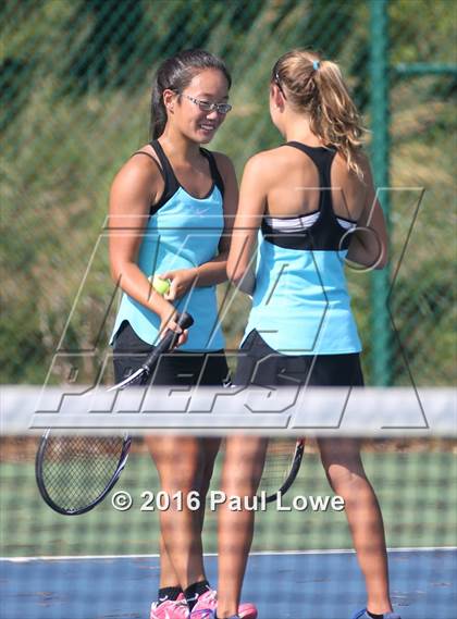 Thumbnail 2 in Apex @ Panther Creek photogallery.