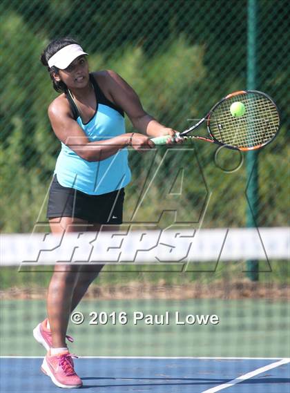 Thumbnail 3 in Apex @ Panther Creek photogallery.