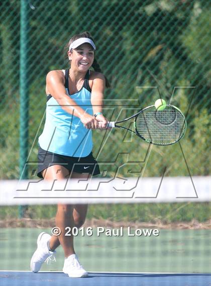 Thumbnail 3 in Apex @ Panther Creek photogallery.