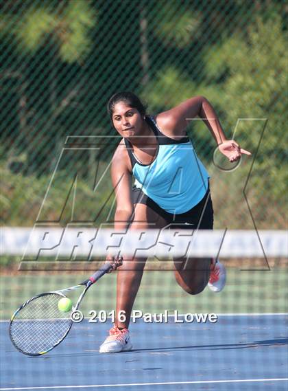Thumbnail 1 in Apex @ Panther Creek photogallery.