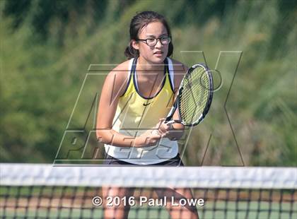Thumbnail 2 in Apex @ Panther Creek photogallery.