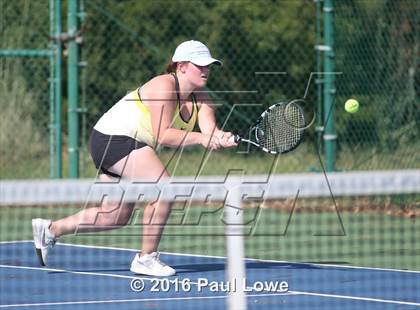 Thumbnail 3 in Apex @ Panther Creek photogallery.