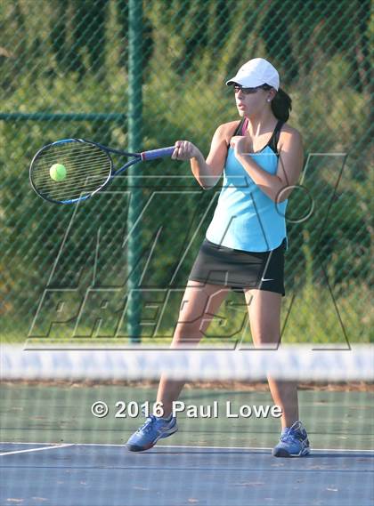Thumbnail 2 in Apex @ Panther Creek photogallery.