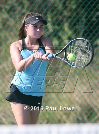 Thumbnail 3 in Apex @ Panther Creek photogallery.