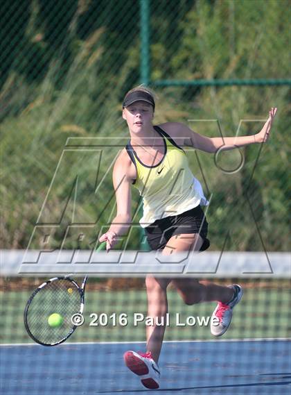 Thumbnail 2 in Apex @ Panther Creek photogallery.