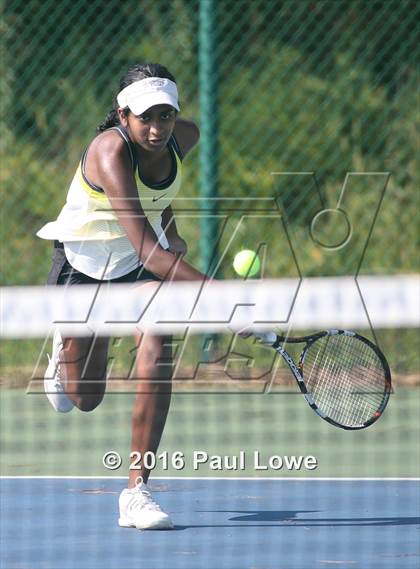 Thumbnail 3 in Apex @ Panther Creek photogallery.