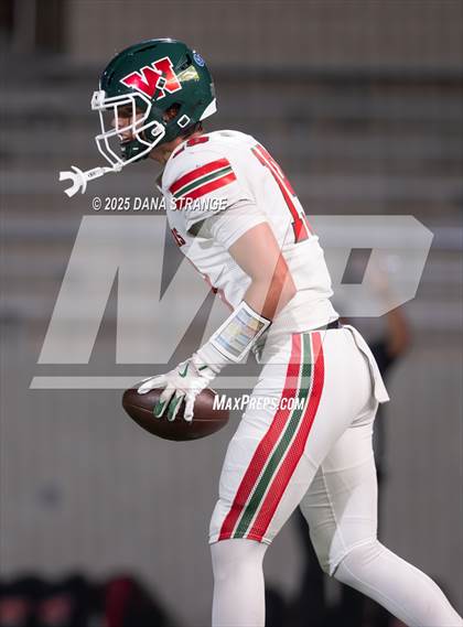 Thumbnail 3 in The Woodlands vs Klein Collins (UIL 6A D1 Football Area) photogallery.