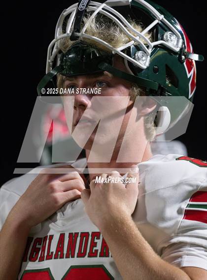 Thumbnail 2 in The Woodlands vs Klein Collins (UIL 6A D1 Football Area) photogallery.