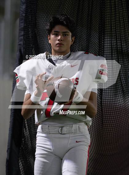 Thumbnail 2 in The Woodlands vs Klein Collins (UIL 6A D1 Football Area) photogallery.