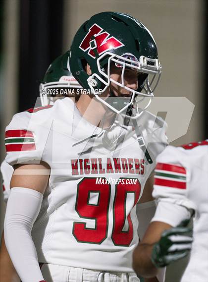 Thumbnail 3 in The Woodlands vs Klein Collins (UIL 6A D1 Football Area) photogallery.