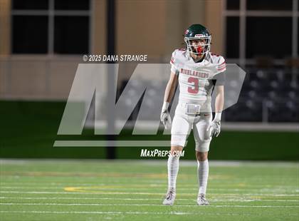 Thumbnail 2 in The Woodlands vs Klein Collins (UIL 6A D1 Football Area) photogallery.