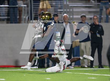 Thumbnail 2 in The Woodlands vs Klein Collins (UIL 6A D1 Football Area) photogallery.
