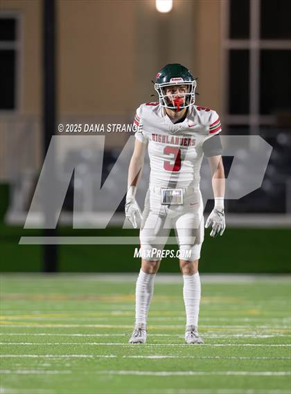 Thumbnail 3 in The Woodlands vs Klein Collins (UIL 6A D1 Football Area) photogallery.