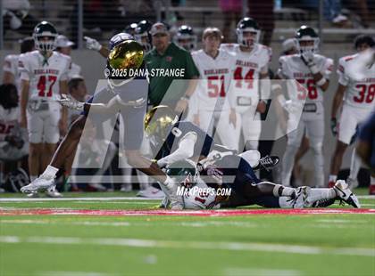 Thumbnail 2 in The Woodlands vs Klein Collins (UIL 6A D1 Football Area) photogallery.