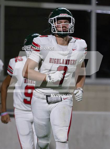 Thumbnail 3 in The Woodlands vs Klein Collins (UIL 6A D1 Football Area) photogallery.