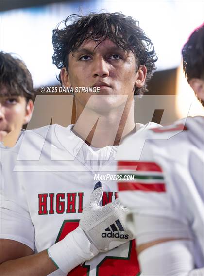 Thumbnail 3 in The Woodlands vs Klein Collins (UIL 6A D1 Football Area) photogallery.