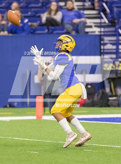 Thumbnail 1 in Warren Central vs. Carmel (IHSAA 6A Final) photogallery.