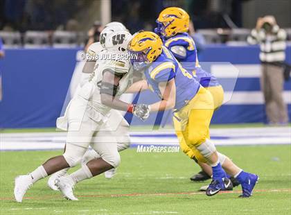 Thumbnail 1 in Warren Central vs. Carmel (IHSAA 6A Final) photogallery.