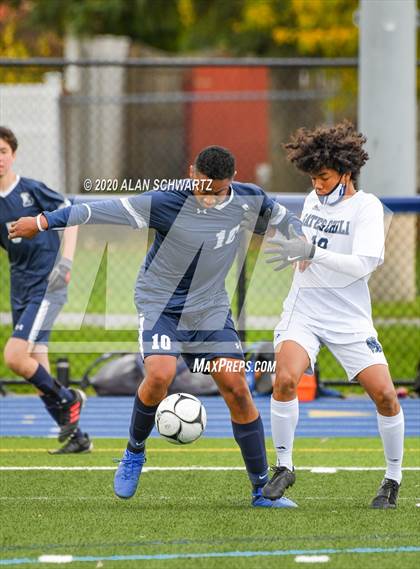 Thumbnail 3 in Gates Chili vs. Brighton photogallery.