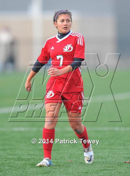 Thumbnail 3 in Somers vs. Jamesville-DeWitt (NYSPHSAA Class A Semifinal) photogallery.