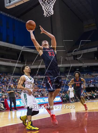 Thumbnail 3 in DeSoto vs. Atascocita (UIL 6A Final) photogallery.