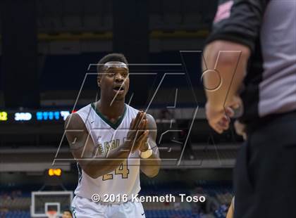 Thumbnail 3 in DeSoto vs. Atascocita (UIL 6A Final) photogallery.