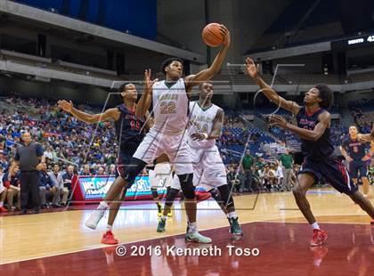 Thumbnail 1 in DeSoto vs. Atascocita (UIL 6A Final) photogallery.