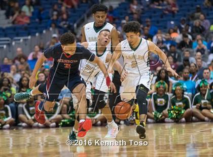 Thumbnail 2 in DeSoto vs. Atascocita (UIL 6A Final) photogallery.