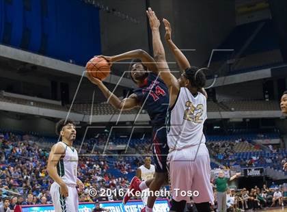 Thumbnail 3 in DeSoto vs. Atascocita (UIL 6A Final) photogallery.