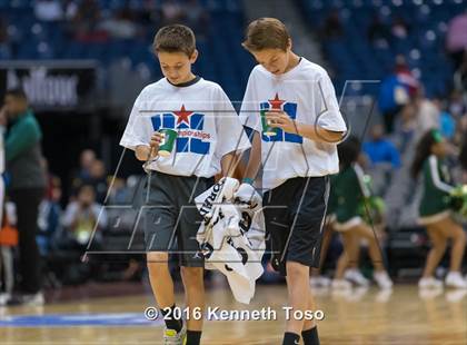 Thumbnail 2 in DeSoto vs. Atascocita (UIL 6A Final) photogallery.