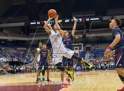 Thumbnail 2 in DeSoto vs. Atascocita (UIL 6A Final) photogallery.