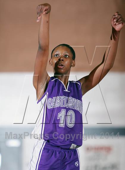 Thumbnail 2 in Castlemont vs. Rodriguez (MLK-Shootout)  photogallery.