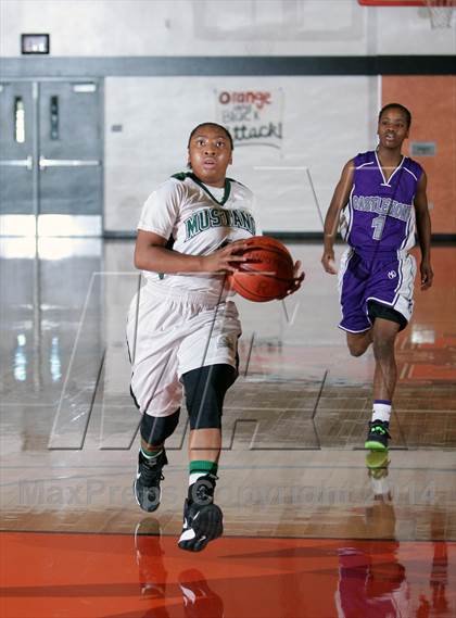 Thumbnail 2 in Castlemont vs. Rodriguez (MLK-Shootout)  photogallery.
