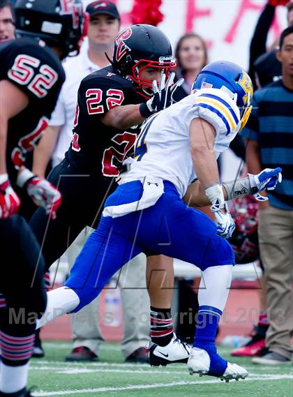 Thumbnail 3 in El Toro @ Palos Verdes photogallery.